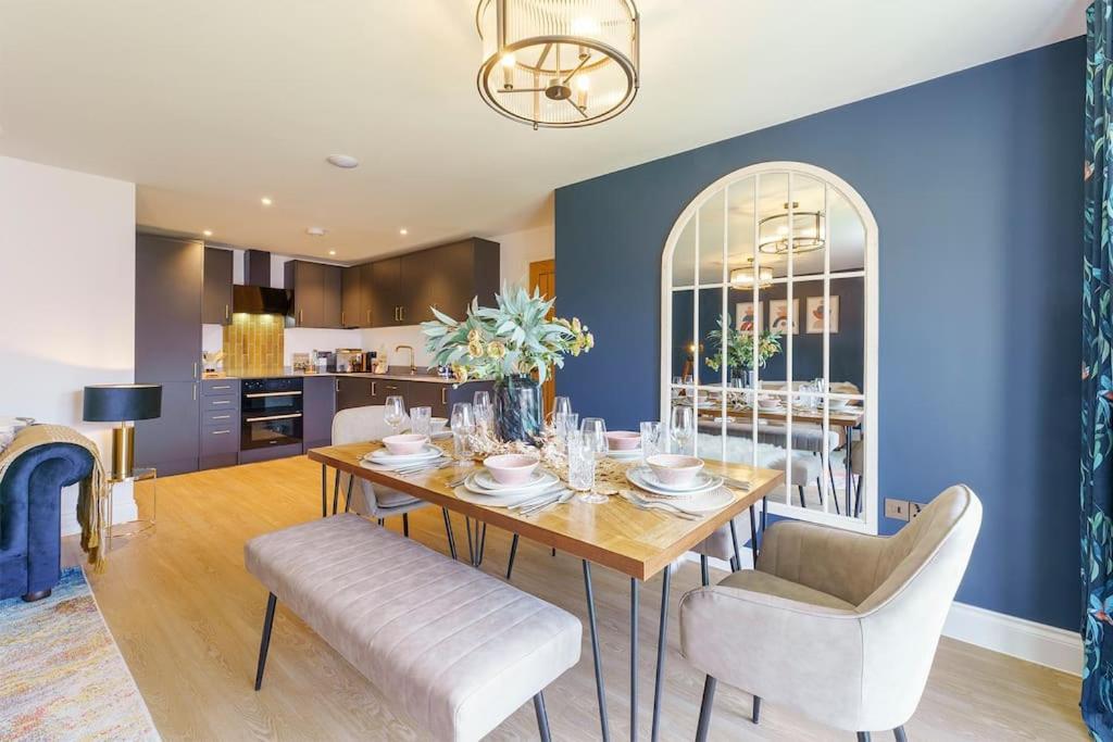 Darlington - 2 Bedroom Luxury Apartment By Mint Stays Bristol Luaran gambar